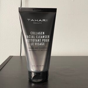 Tahari Beauty Collagen Facial Cleanser - Black